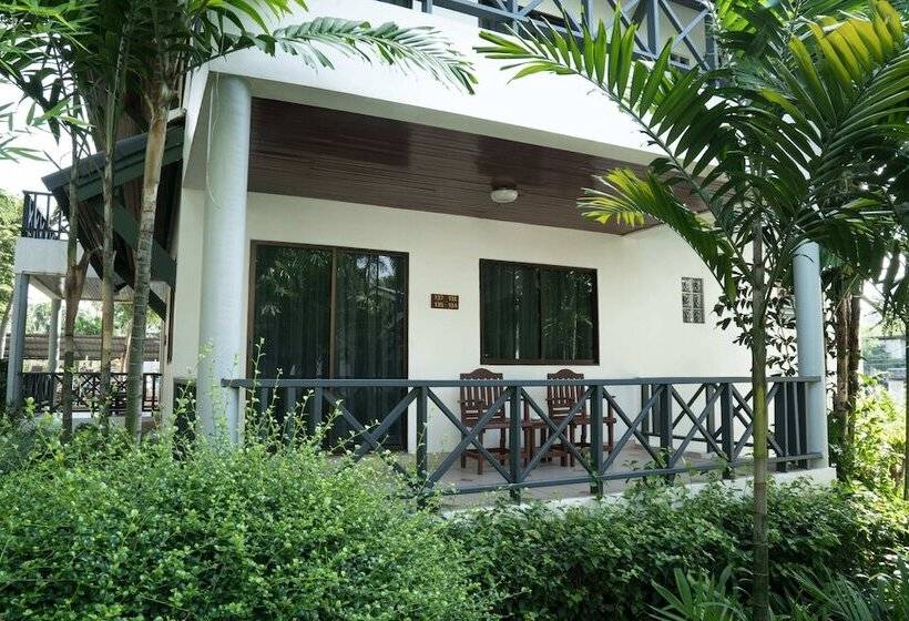 Grand Jomtien Palace Hotel   Sha Extra Plus