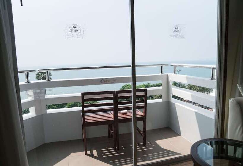 Grand Jomtien Palace Hotel   Sha Extra Plus