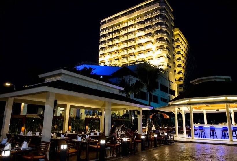 Grand Jomtien Palace Hotel   Sha Extra Plus