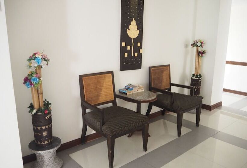 Grand Jomtien Palace Hotel   Sha Extra Plus