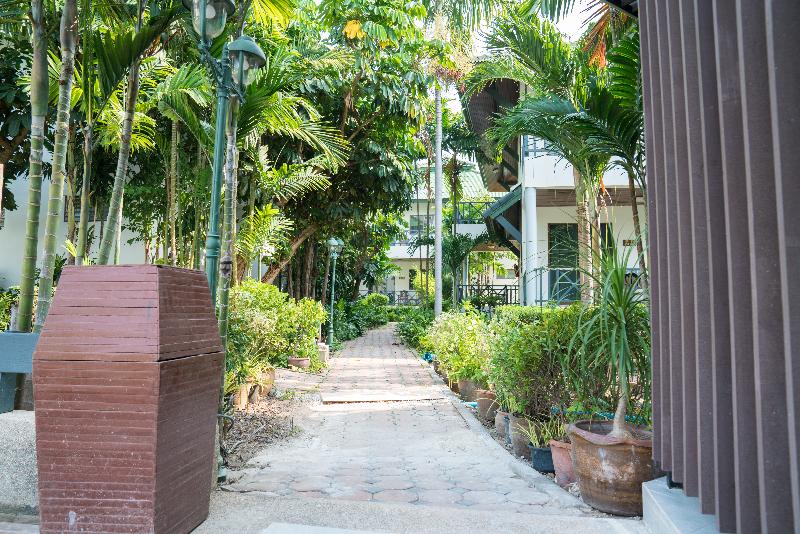 Grand Jomtien Palace Hotel   Sha Extra Plus