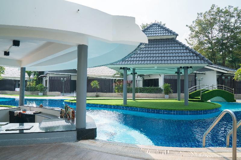 Grand Jomtien Palace Hotel   Sha Extra Plus