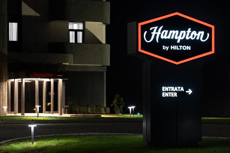 בית מלון כפרי Hampton By Hilton Rome North Fiano Romano