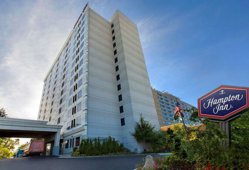 ホテル Hampton Inn Nyjfk