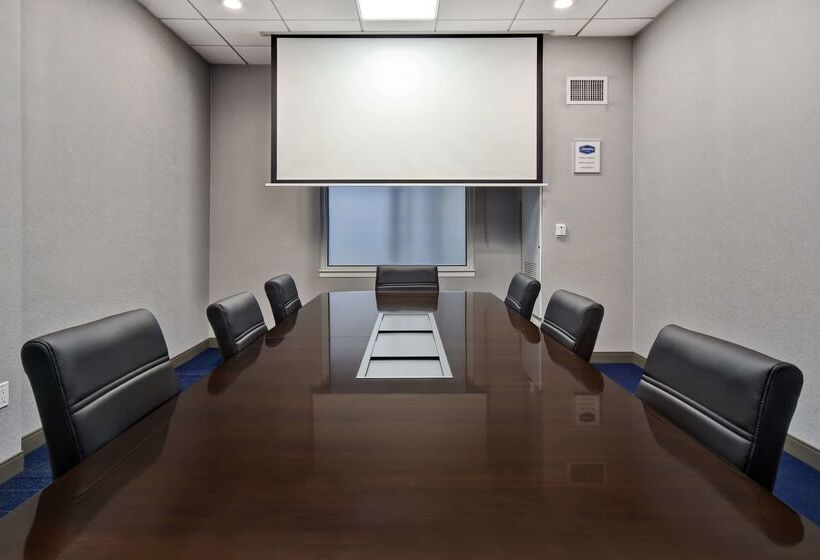 ホテル Hampton Inn Nyjfk