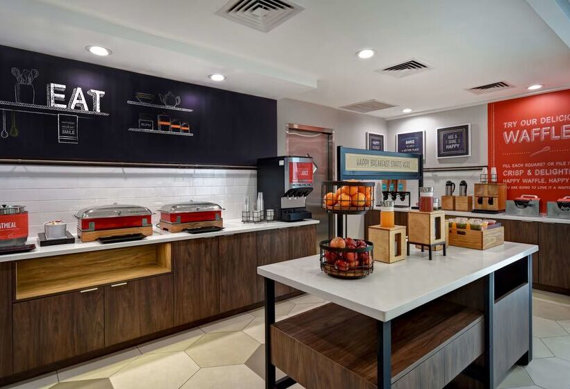 ホテル Hampton Inn Nyjfk