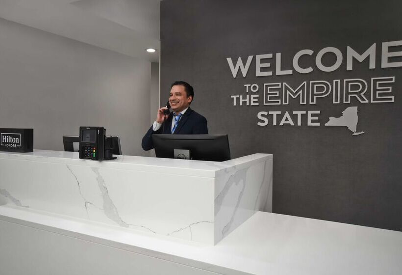 ホテル Hampton Inn Nyjfk