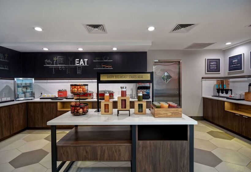 ホテル Hampton Inn Nyjfk