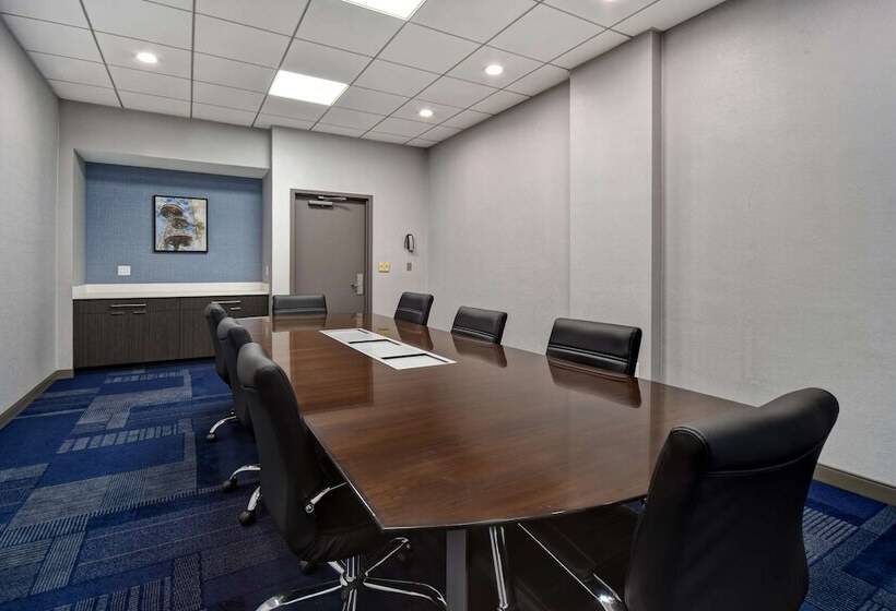 ホテル Hampton Inn Nyjfk