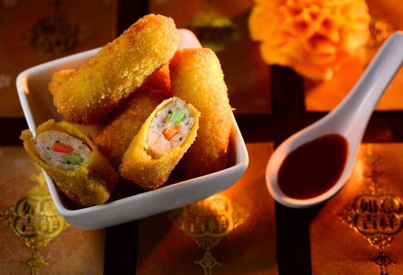 هتل Harbour Plaza Metropolis