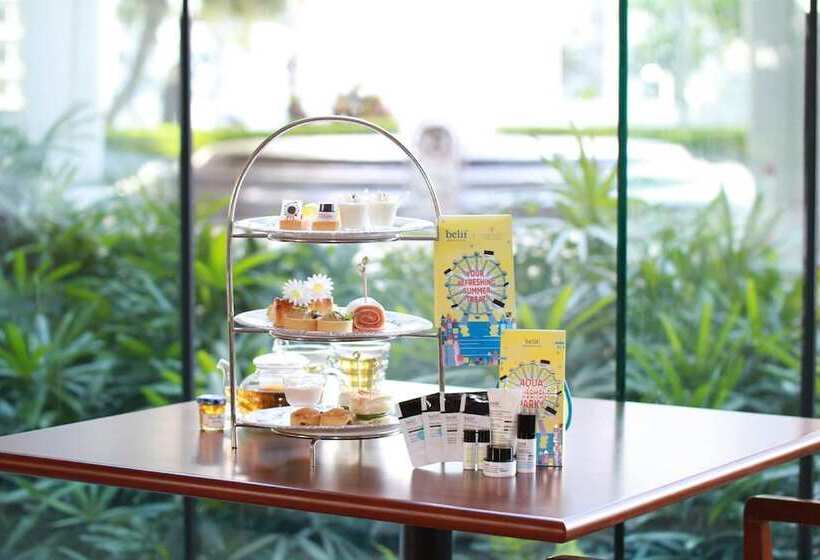 هتل Harbour Plaza Metropolis