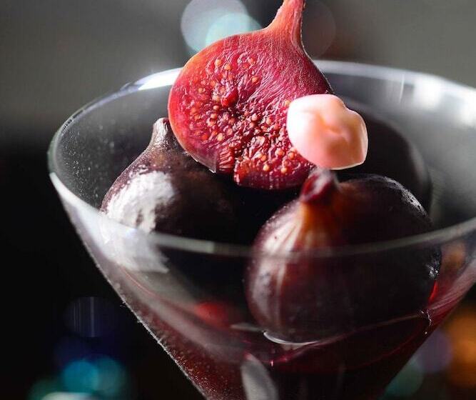 هتل Harbour Plaza Metropolis