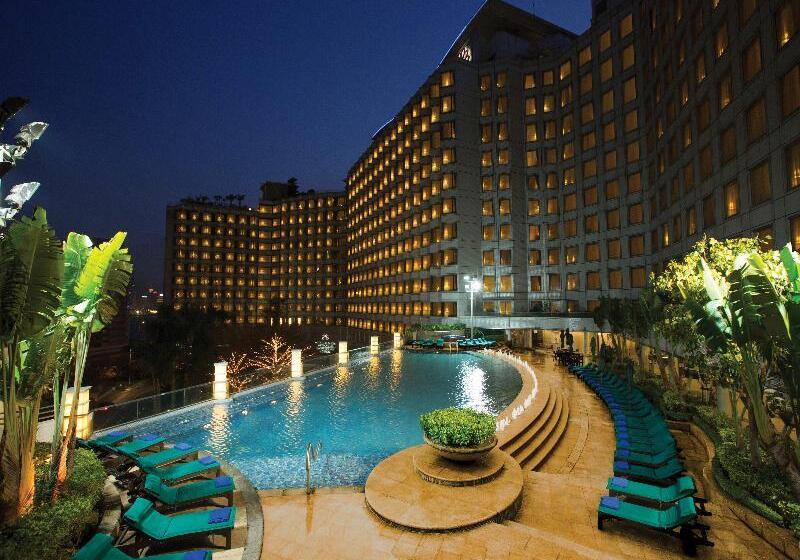 هتل Harbour Plaza Metropolis