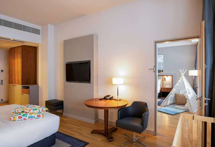 هتل Hilton Cologne