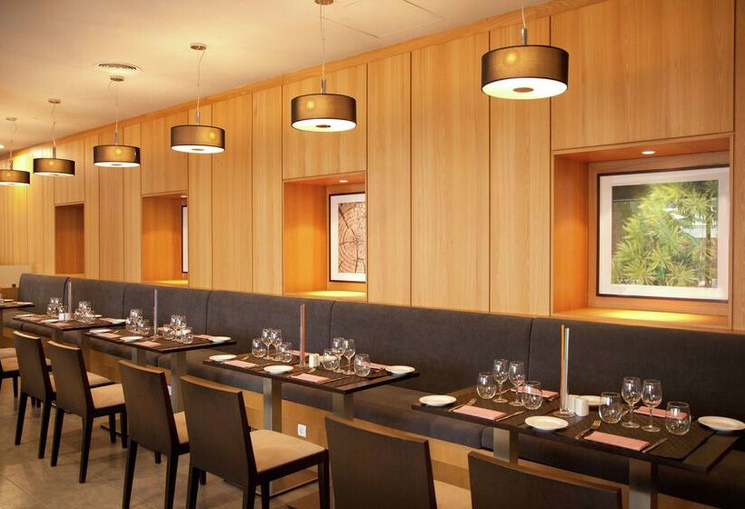 هتل Hilton Garden Inn Malaga