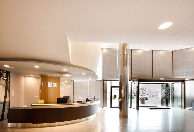 هتل Hilton Garden Inn Malaga