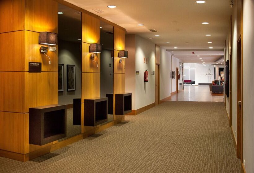 هتل Hilton Garden Inn Malaga