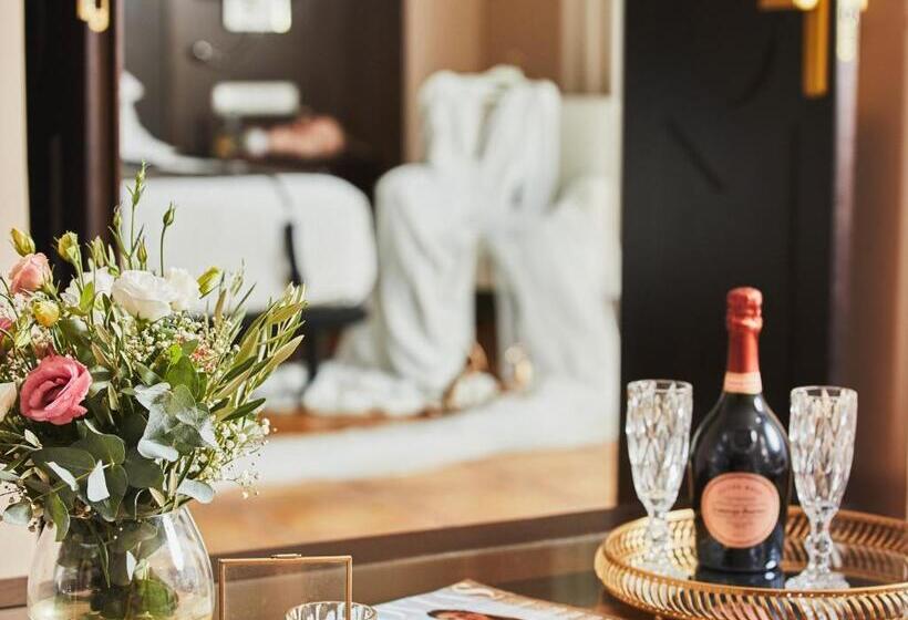 فندق Ho Ciudad De Jaen