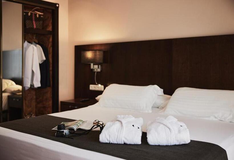 فندق Ho Ciudad De Jaen