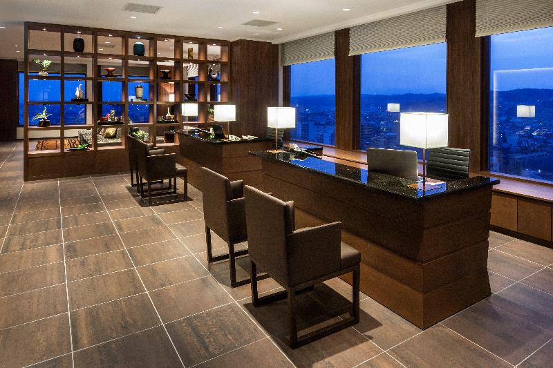 ホテル Ana Holiday Inn Kanazawa Sky, An Ihg