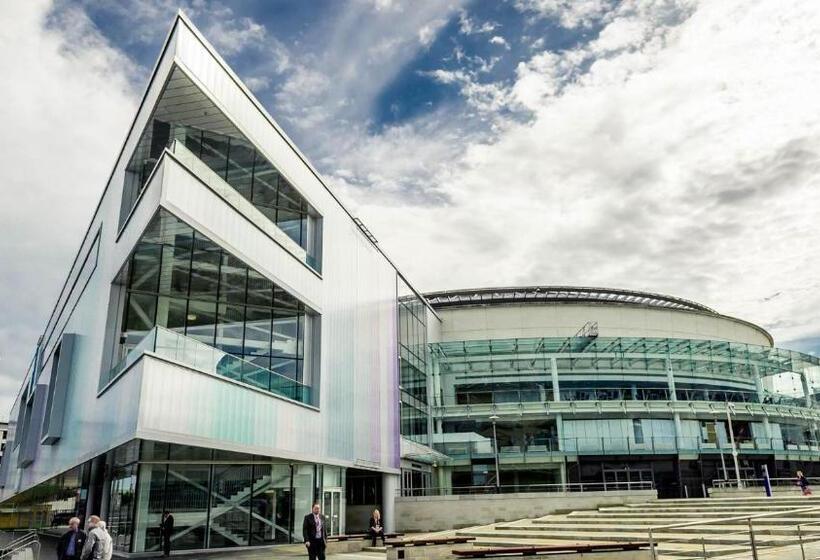 Отель Holiday Inn Belfast, An Ihg