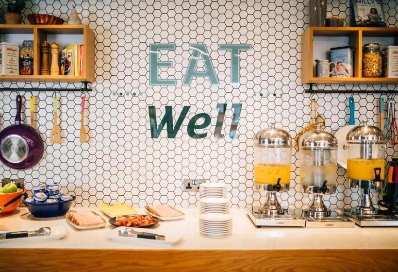 Отель Holiday Inn Belfast, An Ihg