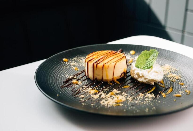 Отель Holiday Inn Belfast, An Ihg