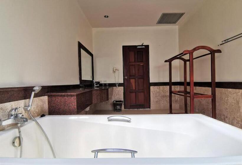 호텔 Holiday Villa, Lanta