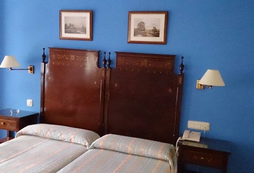 هتل Iberia Plaza América