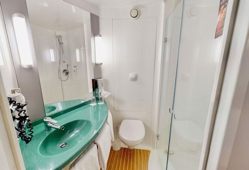 Ibis Hotel Köln Airport