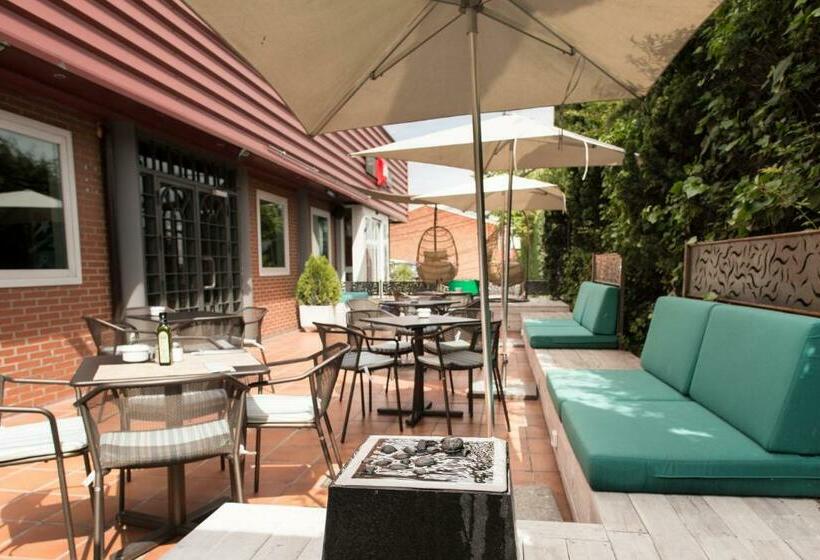 هتل Ibis Madrid Fuenlabrada