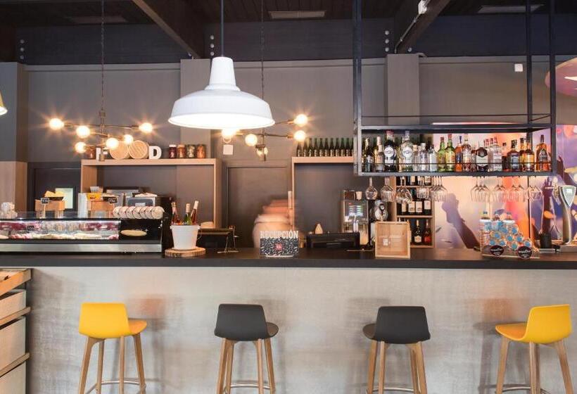 هتل Ibis Madrid Fuenlabrada