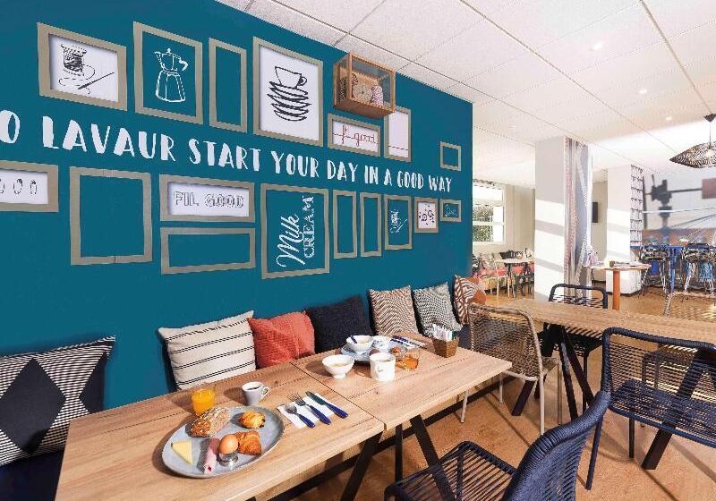 Отель Ibis Styles Toulouse Lavaur