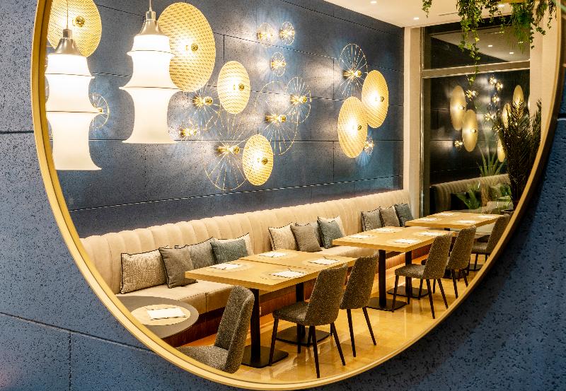 فندق Ilunion Valencia  4