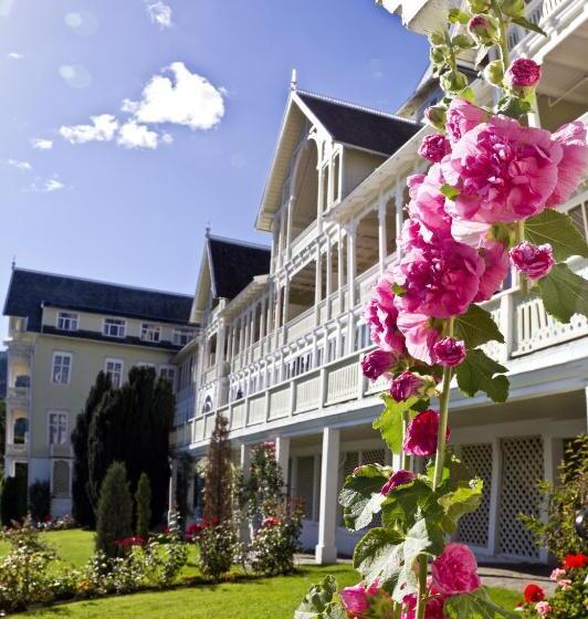 בית מלון כפרי Kviknes