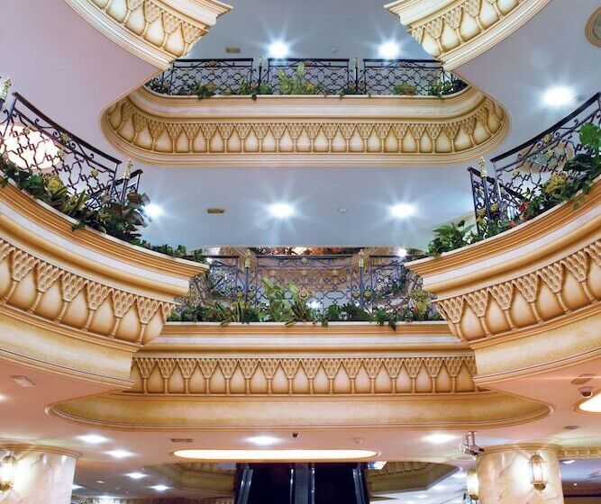 هتل Landmark Plaza