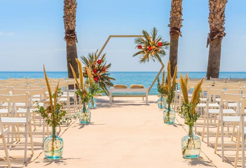 Le Meridien Ra Beach Hotel And Spa