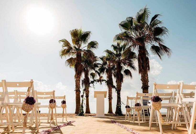 Le Meridien Ra Beach Hotel And Spa