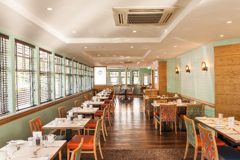 בית מלון כפרי Leonardo Inn  Aberdeen Airport