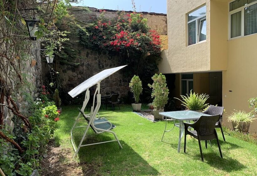 בית מלון כפרי Los Tambos Colonial