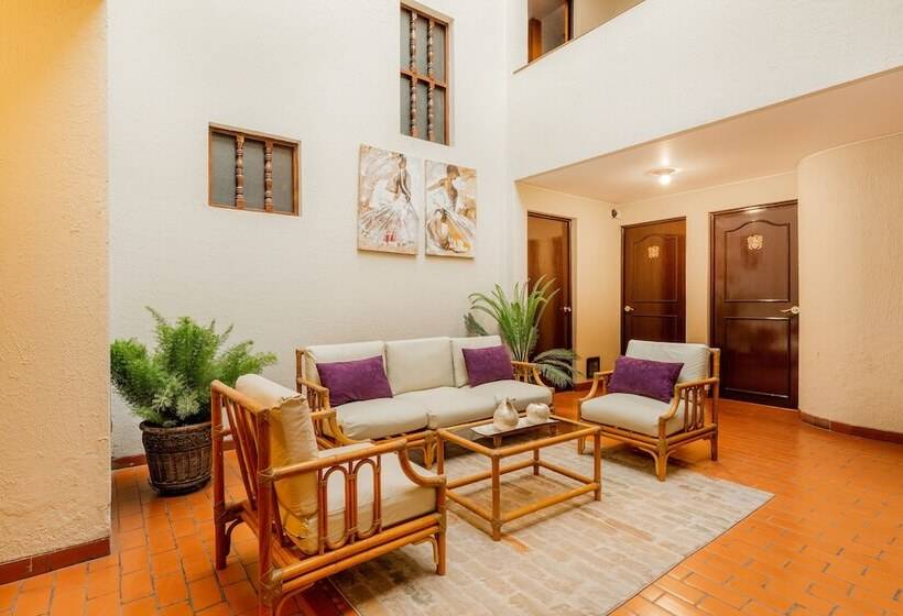 בית מלון כפרי Los Tambos Colonial