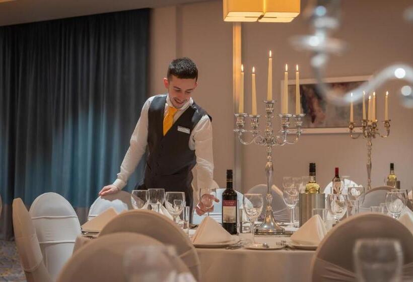 Maldron Hotel Belfast International Airport