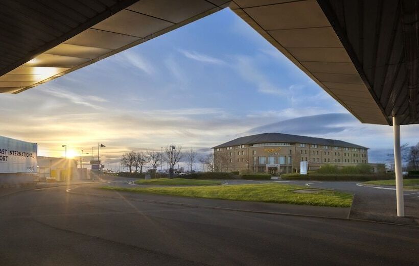 Maldron Hotel Belfast International Airport