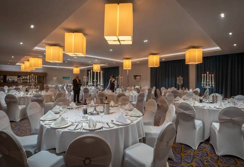 Maldron Hotel Belfast International Airport