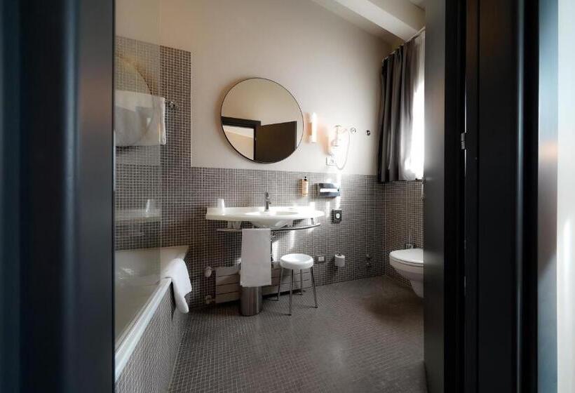 هتل Mercure Bergamo Centro Palazzo Dolci