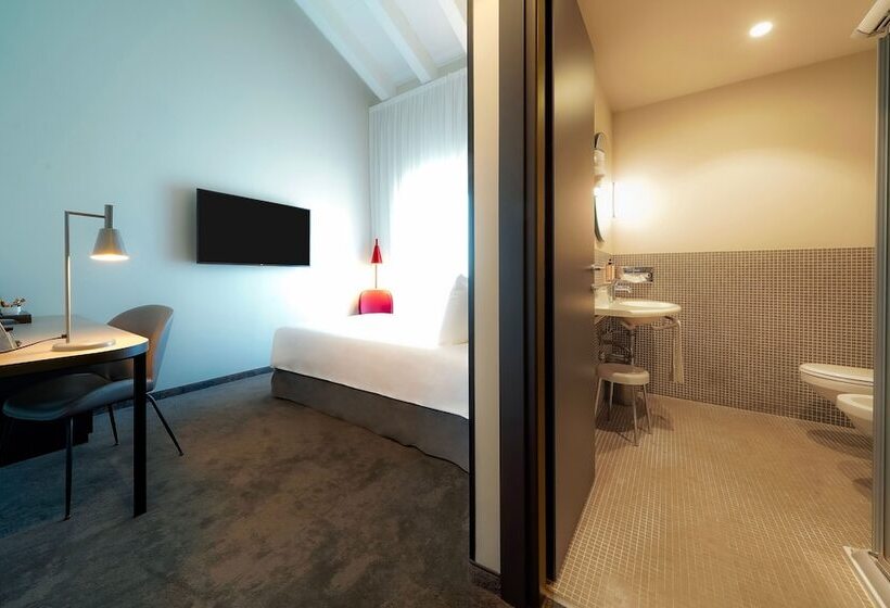 هتل Mercure Bergamo Centro Palazzo Dolci