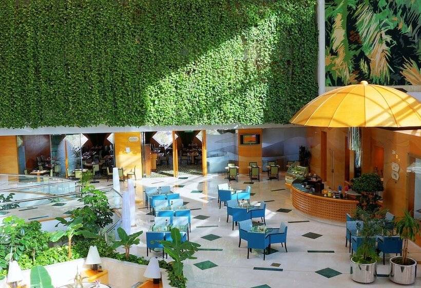 هتل Mercure Grand Jebel Hafeet