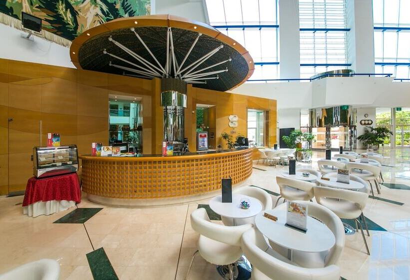 هتل Mercure Grand Jebel Hafeet