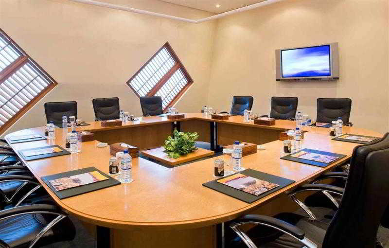 هتل Mercure Grand Jebel Hafeet