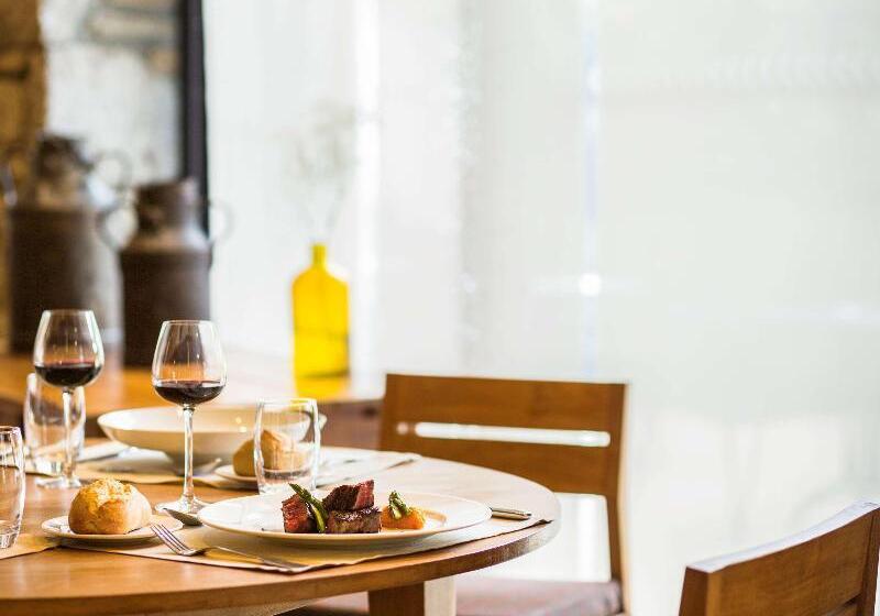 ホテル Mercure Saintlary